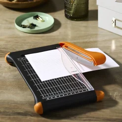 Fiskars paperileikkuri