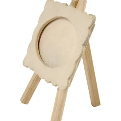 Kehys telineessä